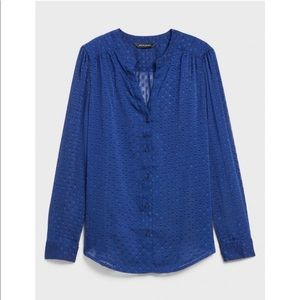 Banana republic drapey classic textured blouse